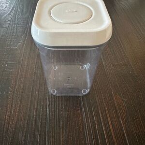 OXO White and Clear Food Storage Container